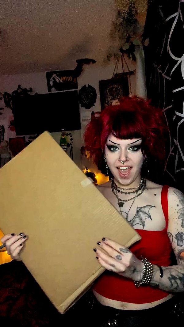 yeahimcaroline archive video preview