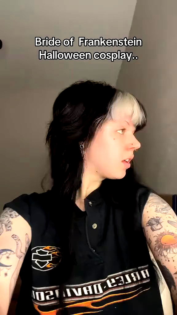 yeahimcaroline archive video preview