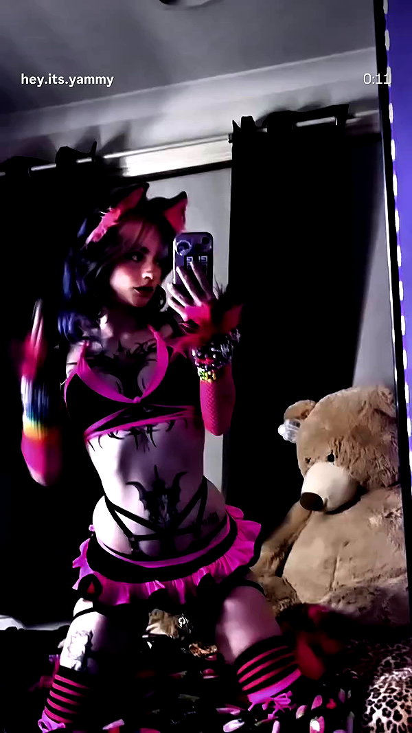 hey.its.yammy archive video preview