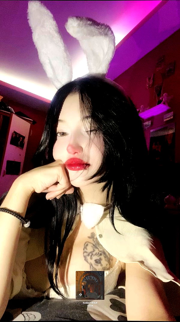 madamist_ archive video preview