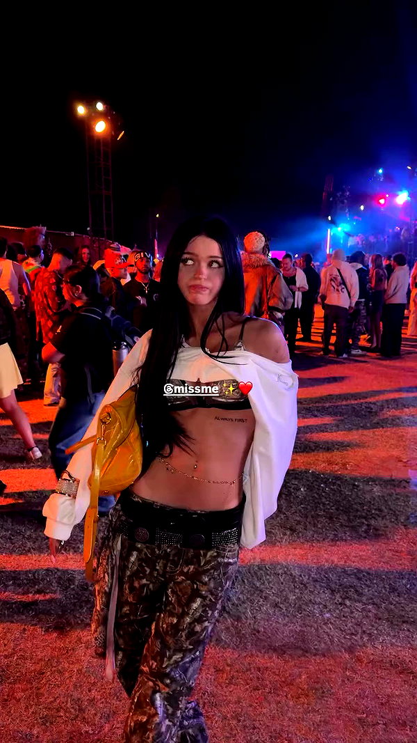 nevaaadaa archive video preview