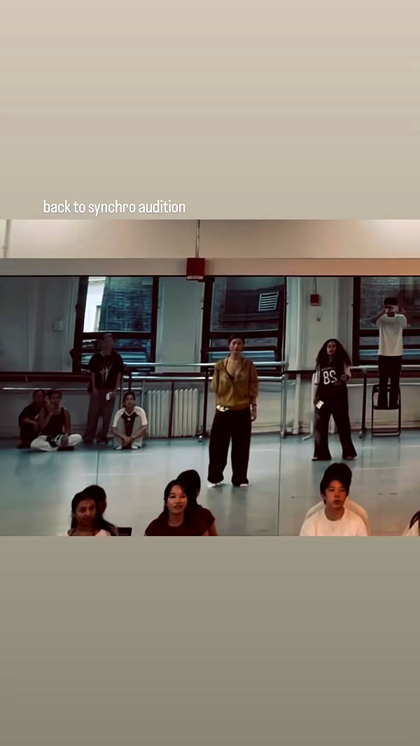 claire_is_miiii archive video preview