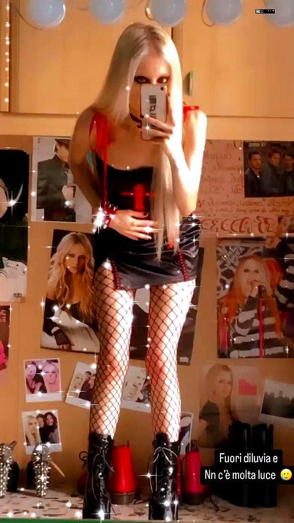 roxiechelon2 archive video preview