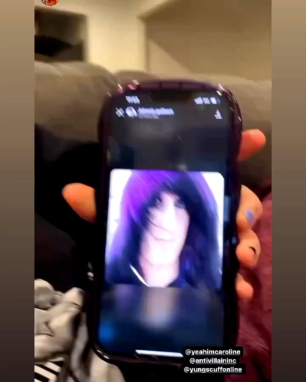 yeahimcaroline archive video preview