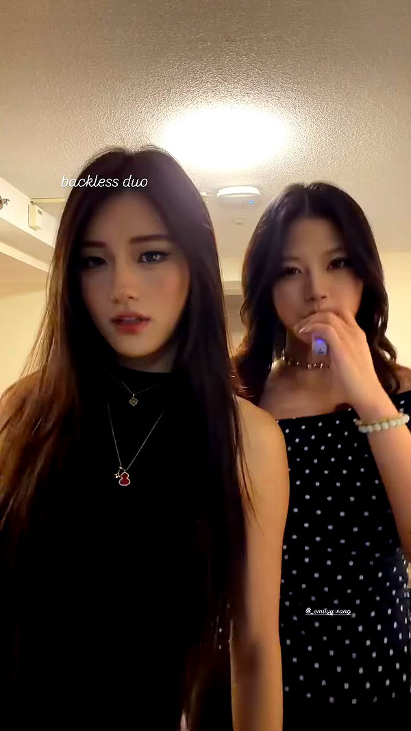claire_is_miiii archive video preview