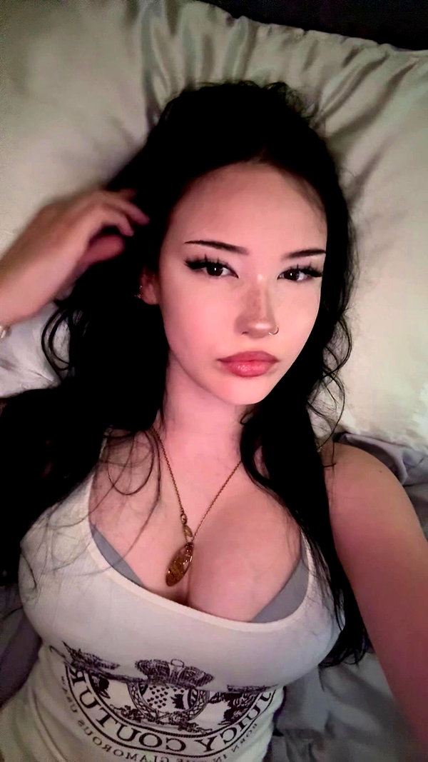 april._.ha archive video preview