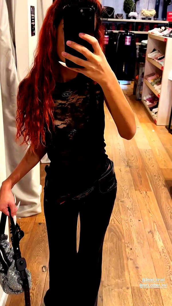 _lil_noa_ archive video preview