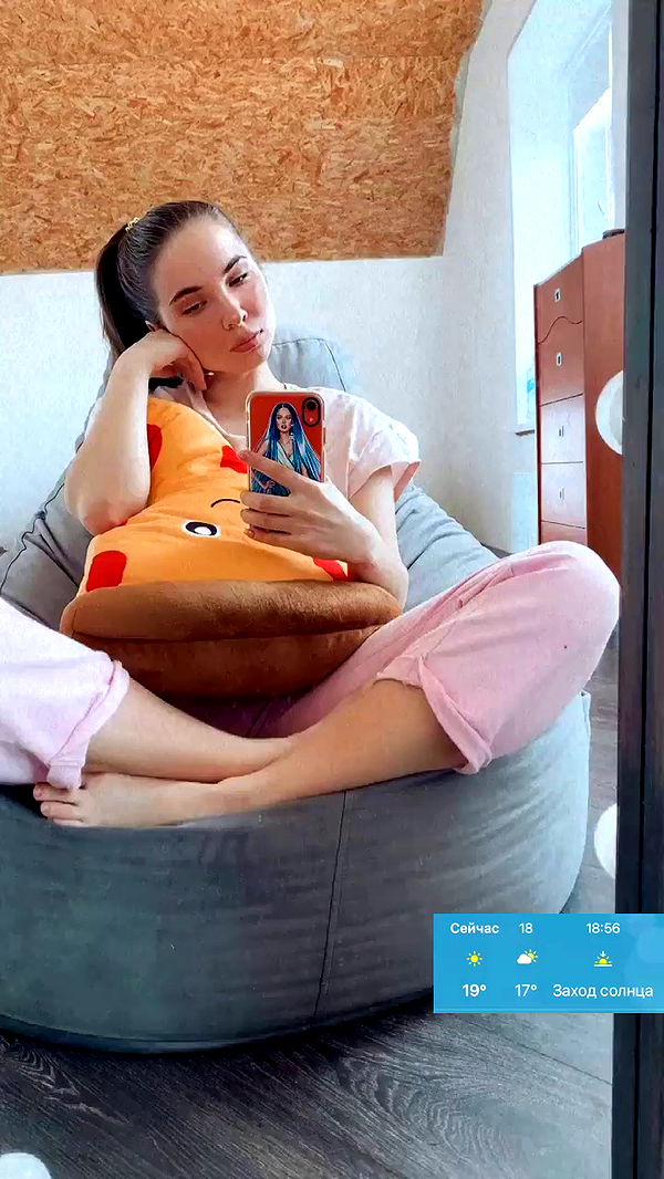 nyityam archive video preview