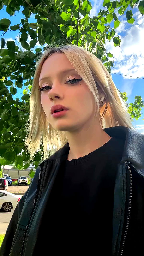 lip.sash archive video preview