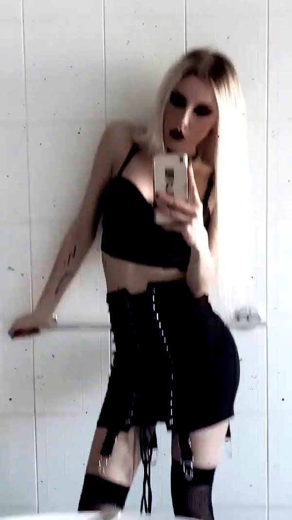 roxiechelon2 archive video preview