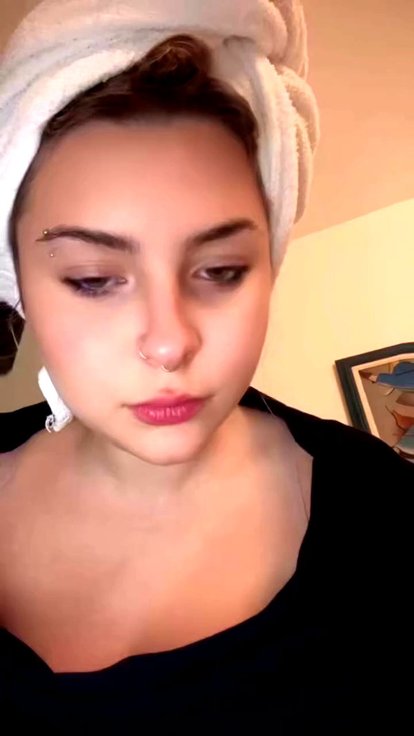 zoebaroniunreich archive video preview