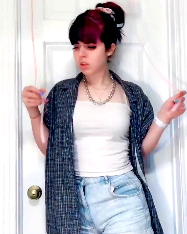 yeahimcaroline archive video preview