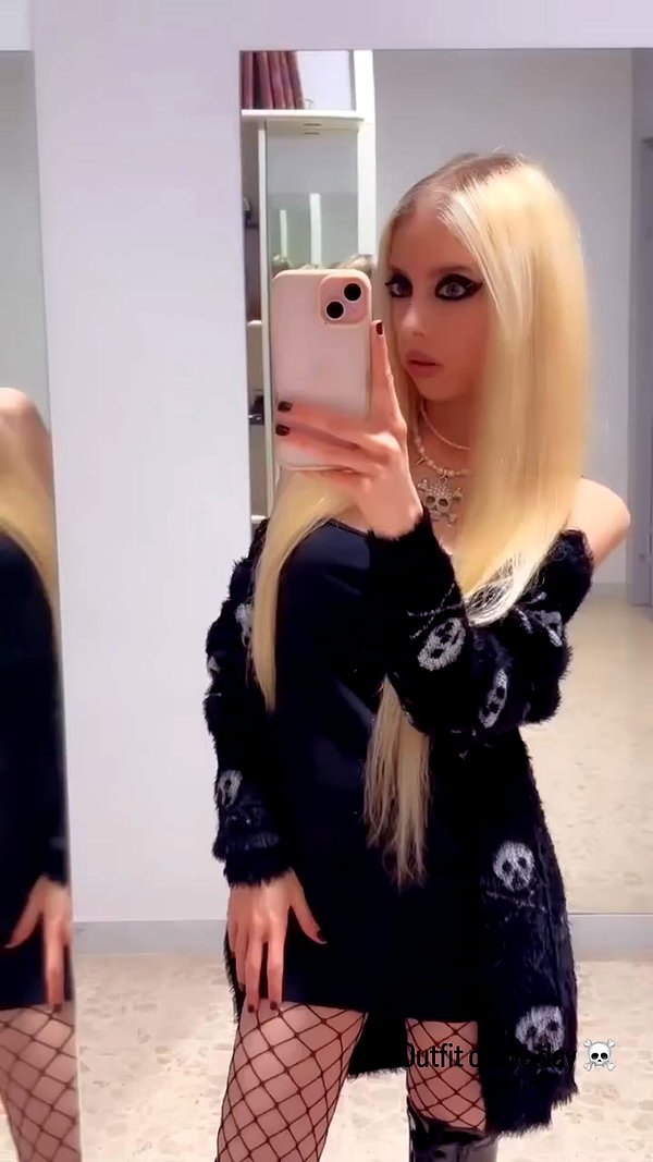 roxiechelon2 archive video preview