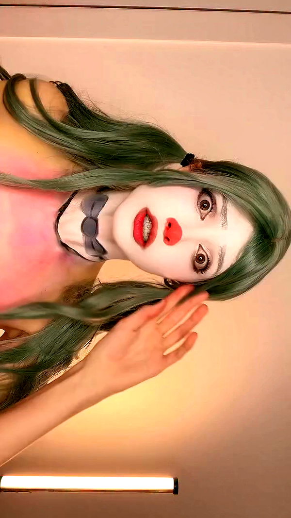 elowen.fawn archive video preview