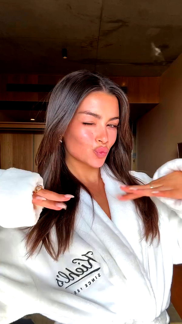 oliviaphillipps archive video preview