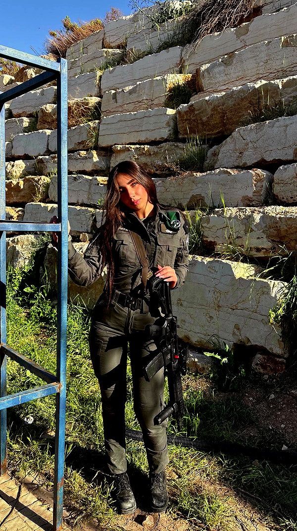 agam__mallka archive video preview