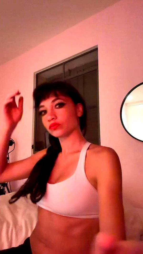 romi_henenson archive video preview
