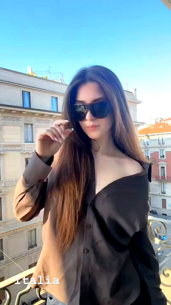 giuliahere archive video preview
