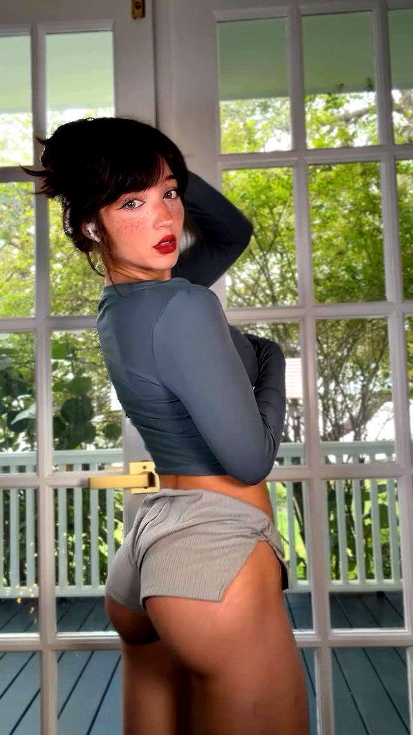 daniellebarnaa archive video preview
