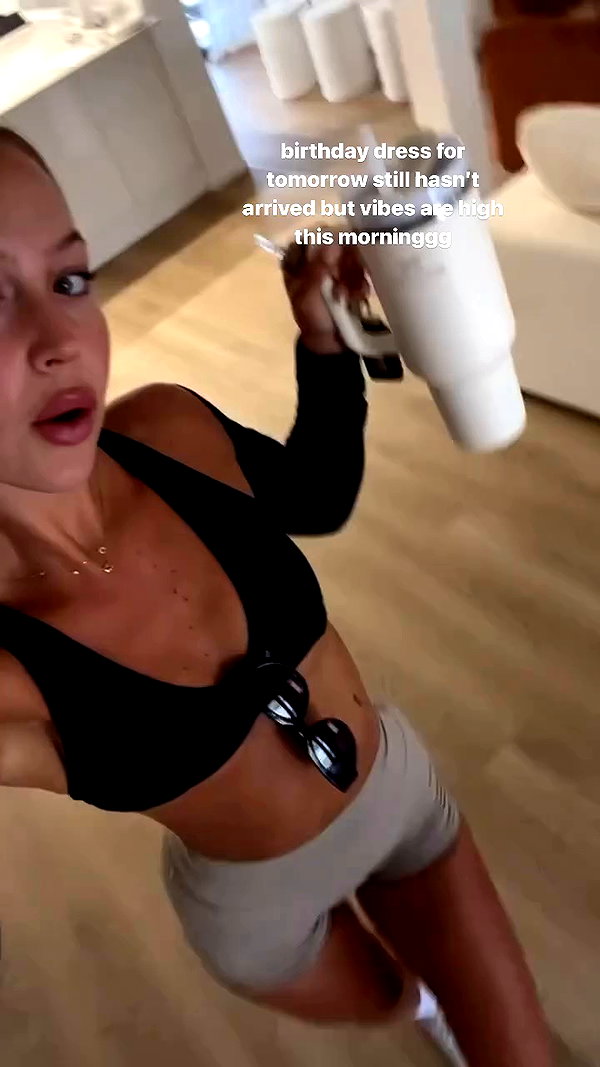 olivia.mathers archive video preview