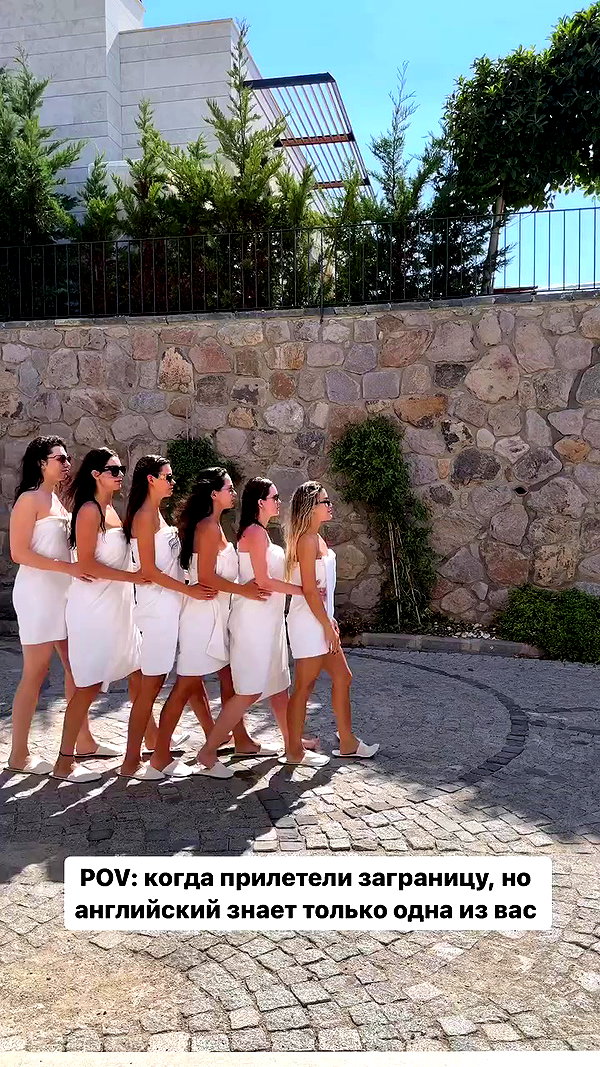 katyaa_golden archive video preview
