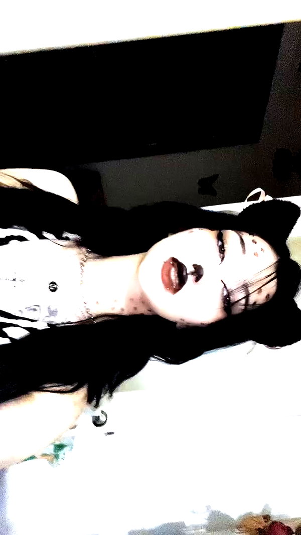 madamist_ archive video preview