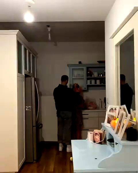 yuval_raz archive video preview