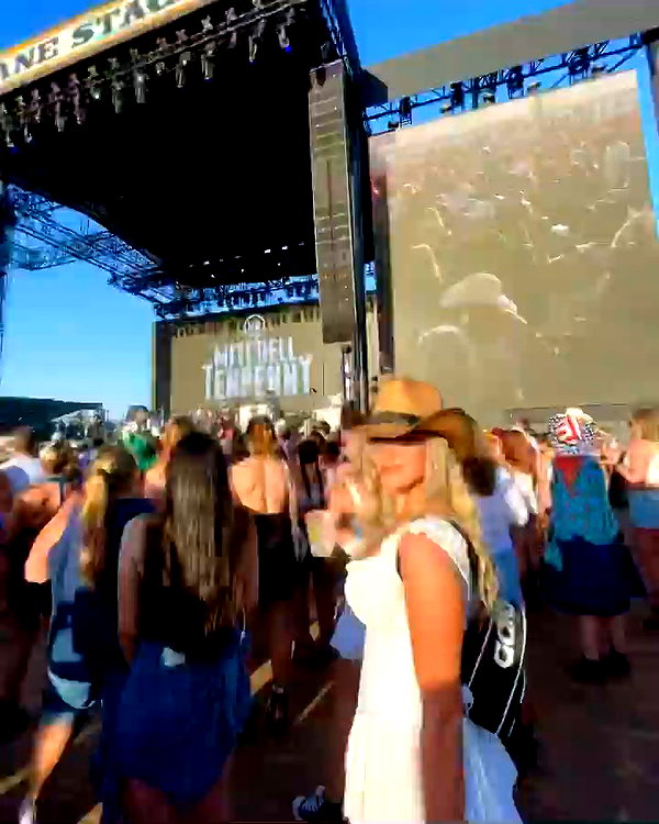 kaylasimmmons archive video preview