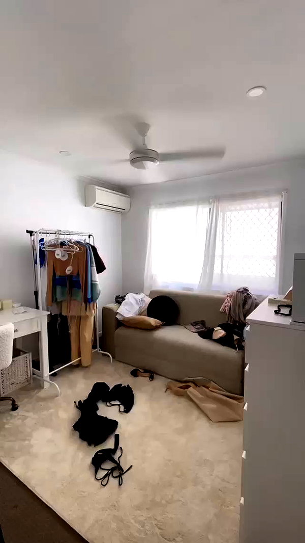 olivia.mathers archive video preview
