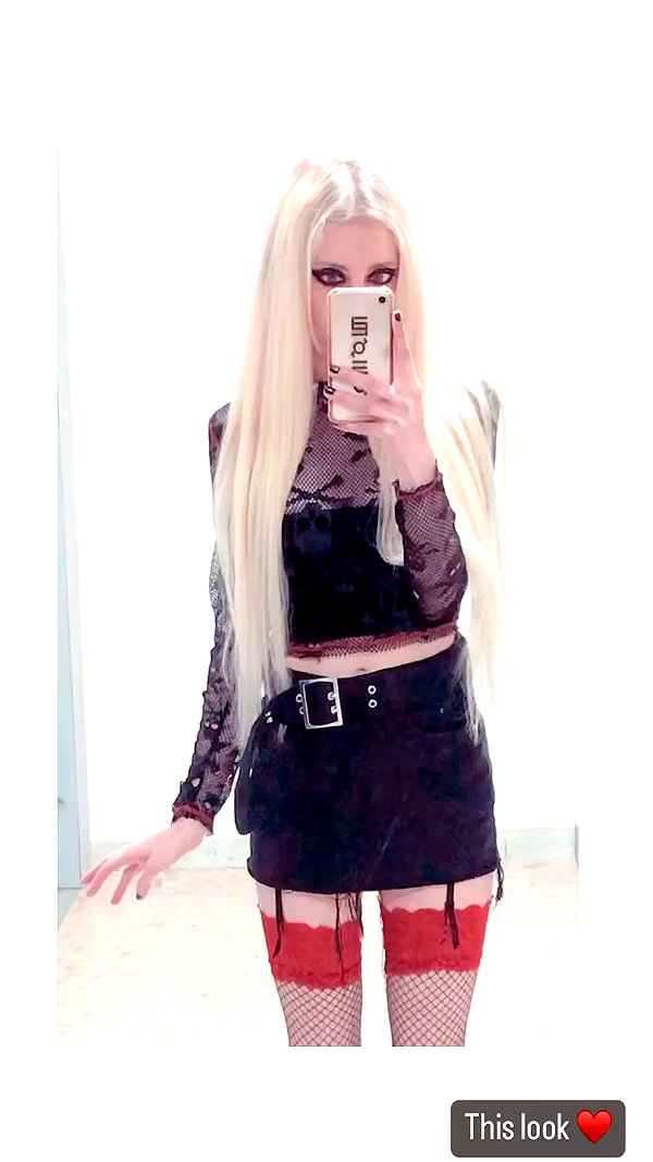 roxiechelon2 archive video preview