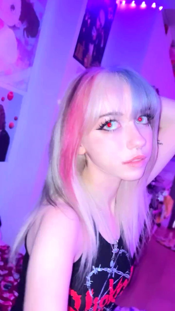iluvmeww archive video preview