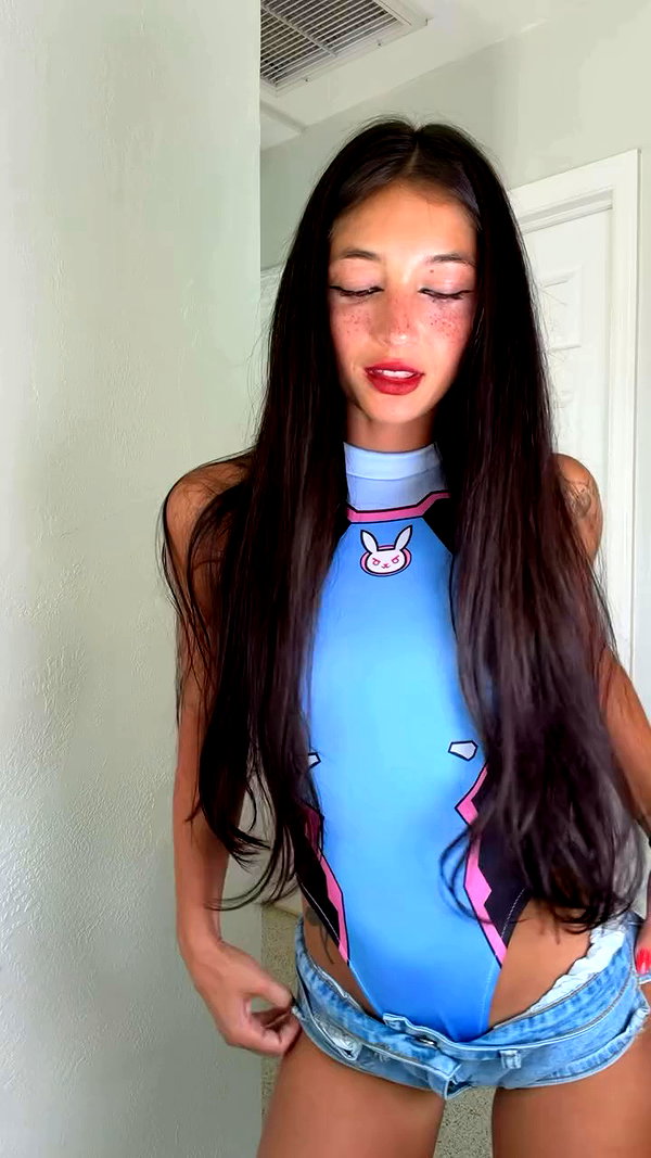 daniellebarnaa archive video preview