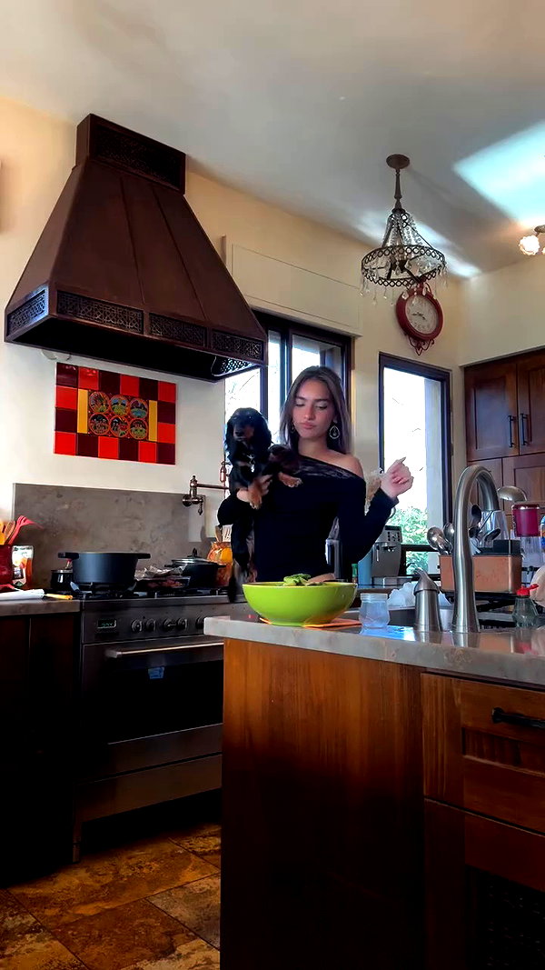 libby_reut archive video preview