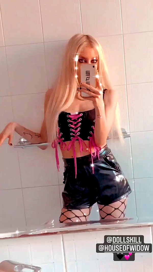 roxiechelon2 archive video preview
