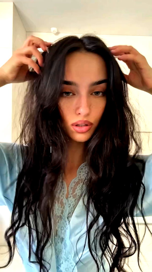 ellachristo archive video preview