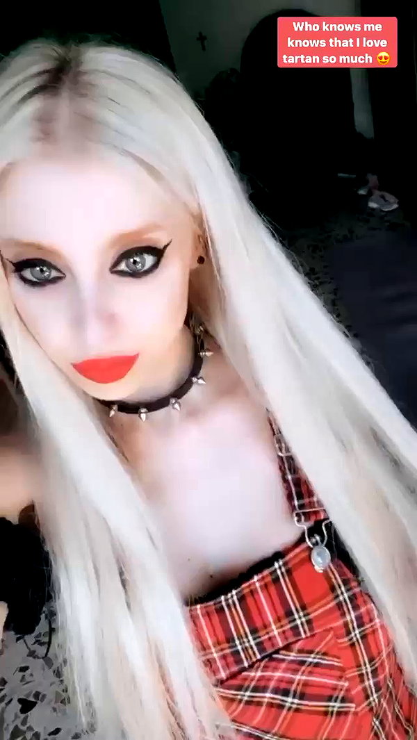 roxiechelon2 archive video preview