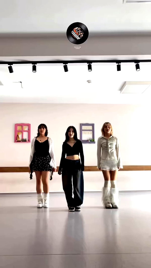 madamist_ archive video preview