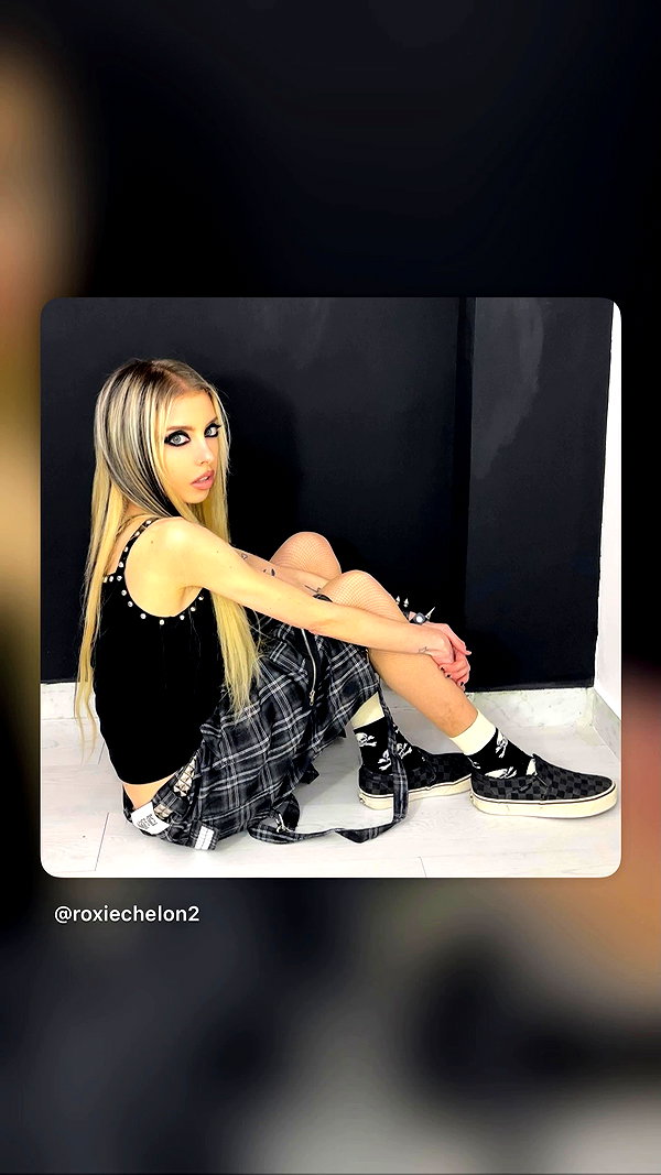 roxiechelon2 archive video preview