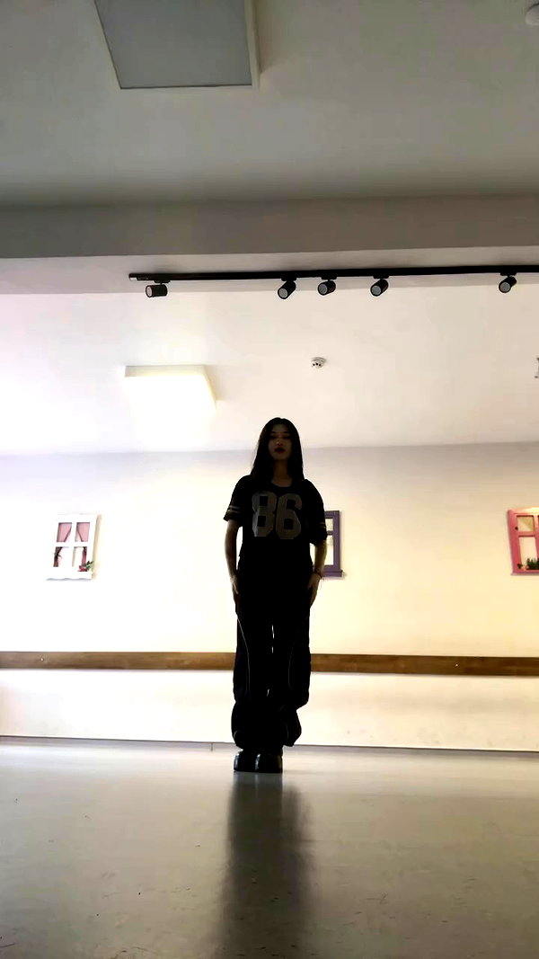 madamist_ archive video preview