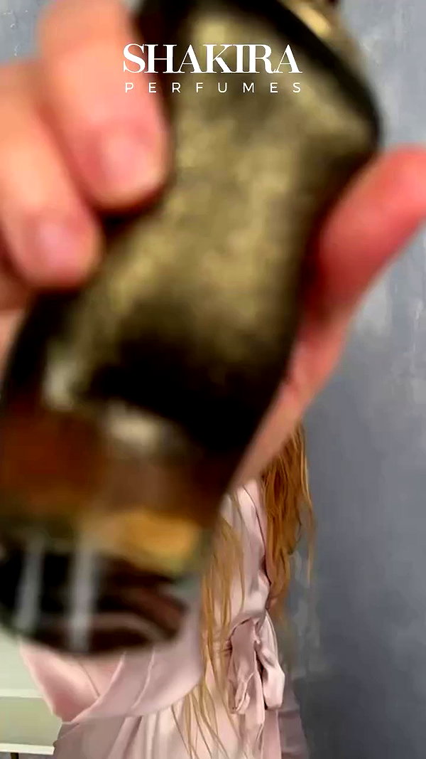 shakira_perfumes archive video preview