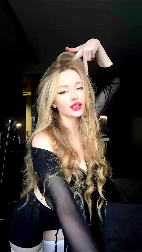 kissm.eliza archive video preview