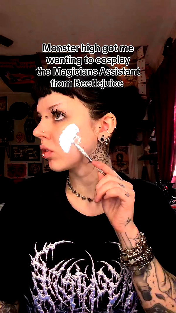 yeahimcaroline archive video preview