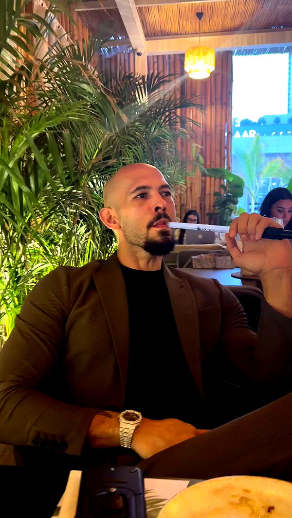 tateauraa archive video preview