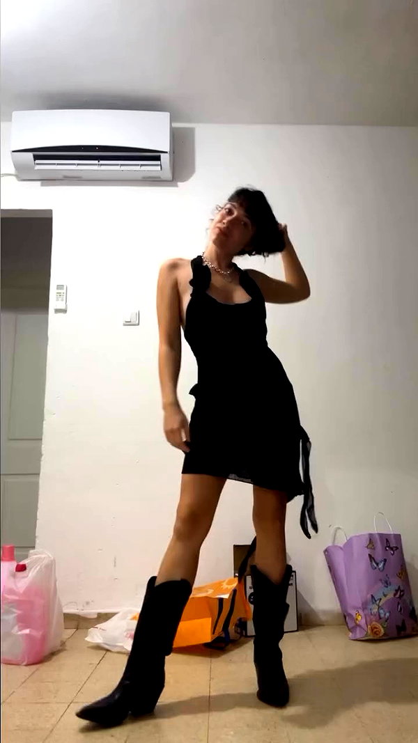 romi_henenson archive video preview