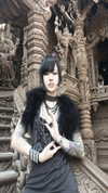 biohazard.g1rl Altpins Profile Picture
