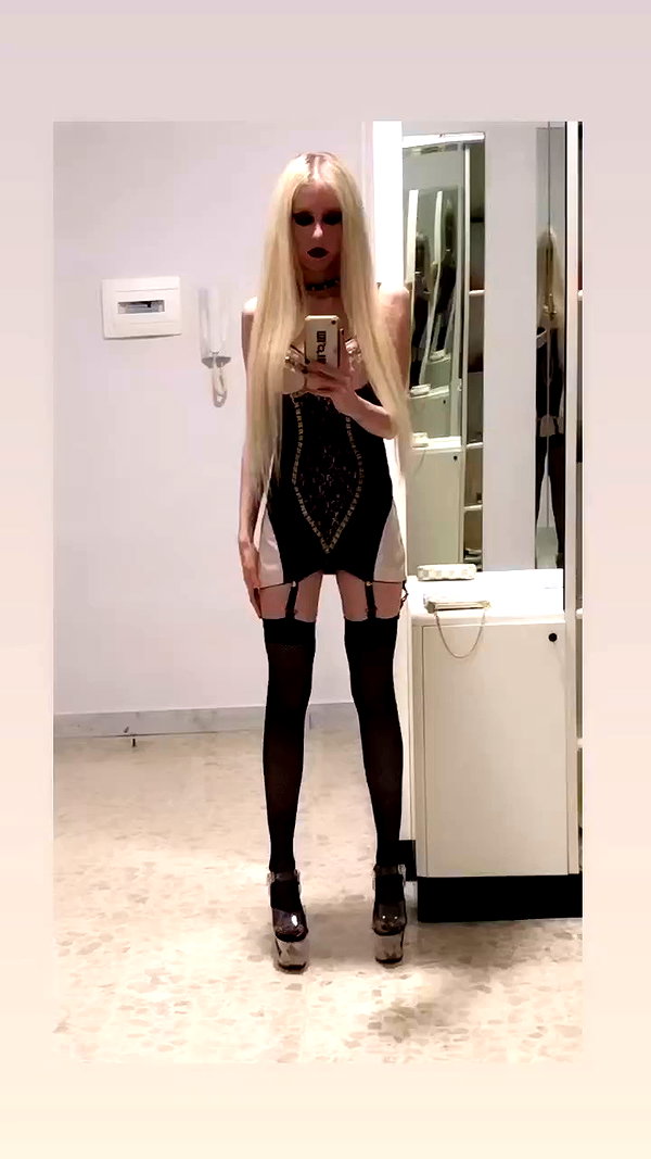 roxiechelon2 archive video preview