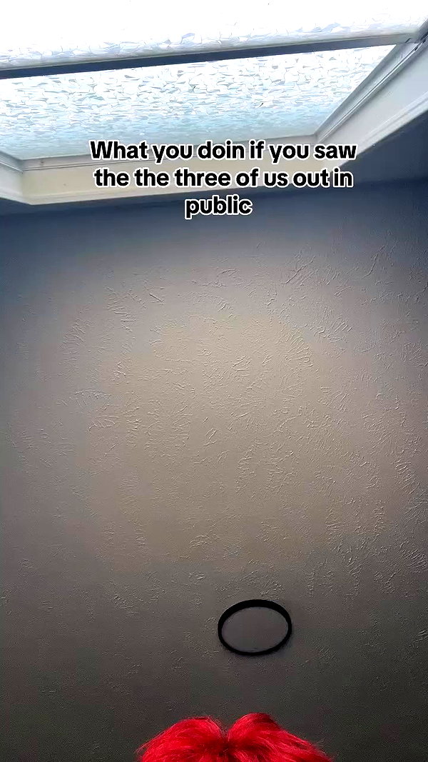 yeahimcaroline archive video preview