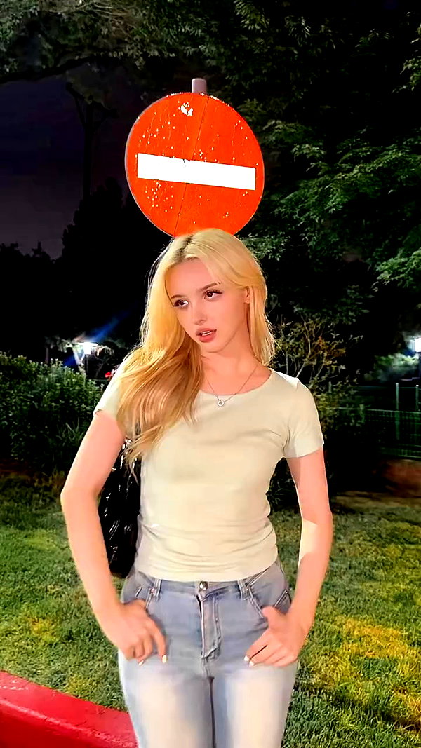 elina_4_22 archive video preview