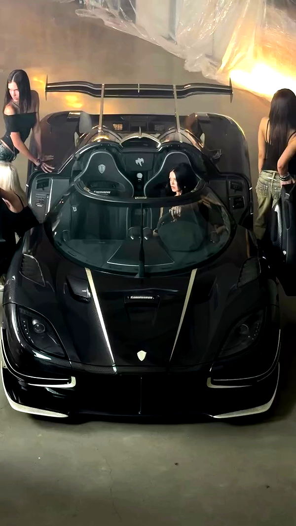 nevaaadaa archive video preview