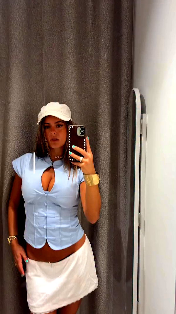 isabella.lauren archive video preview